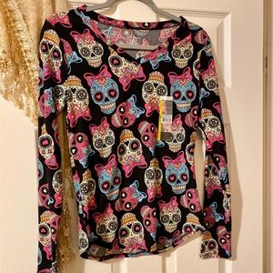 Skulls with bow ties!